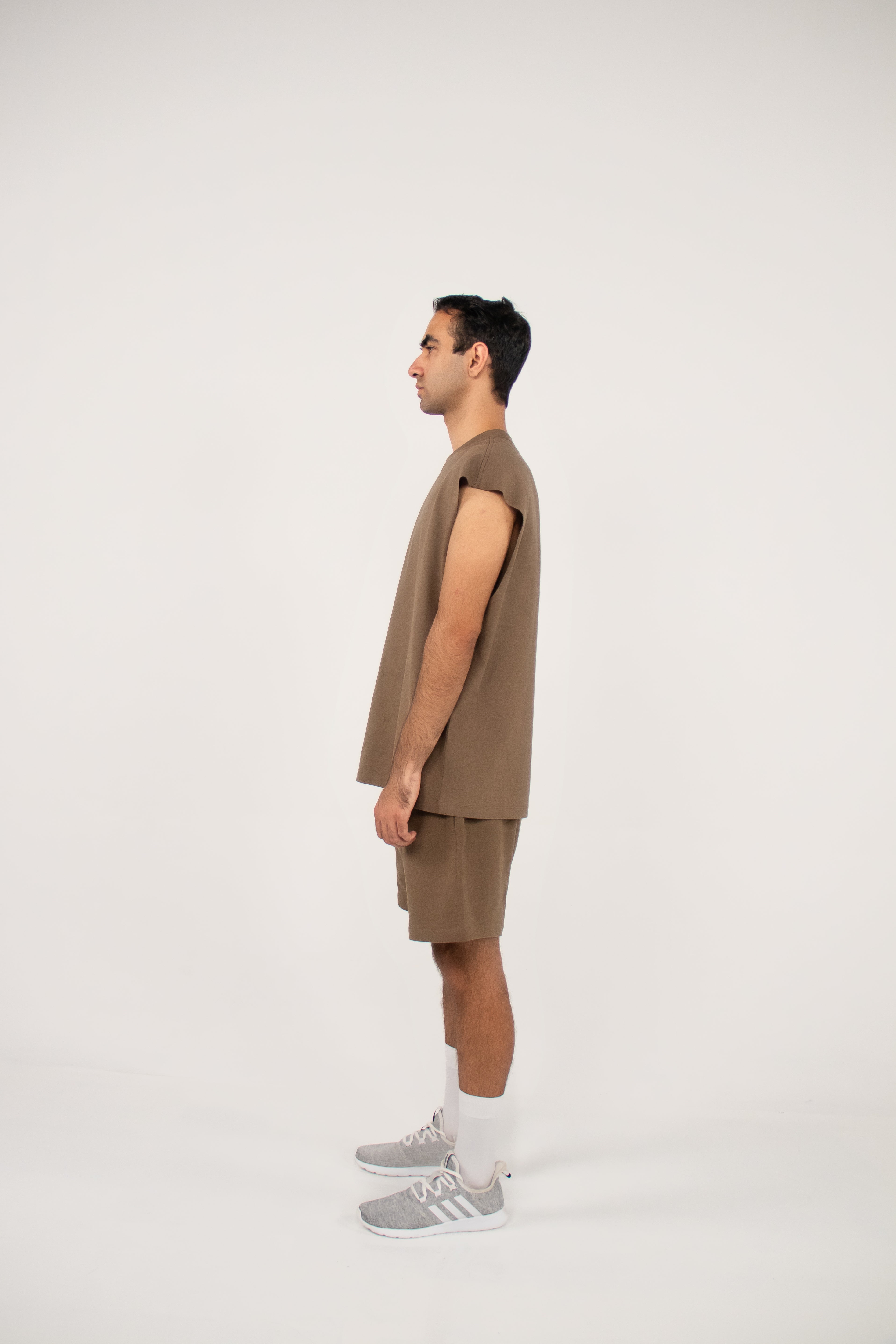 قمة ثقيلة قصيرة