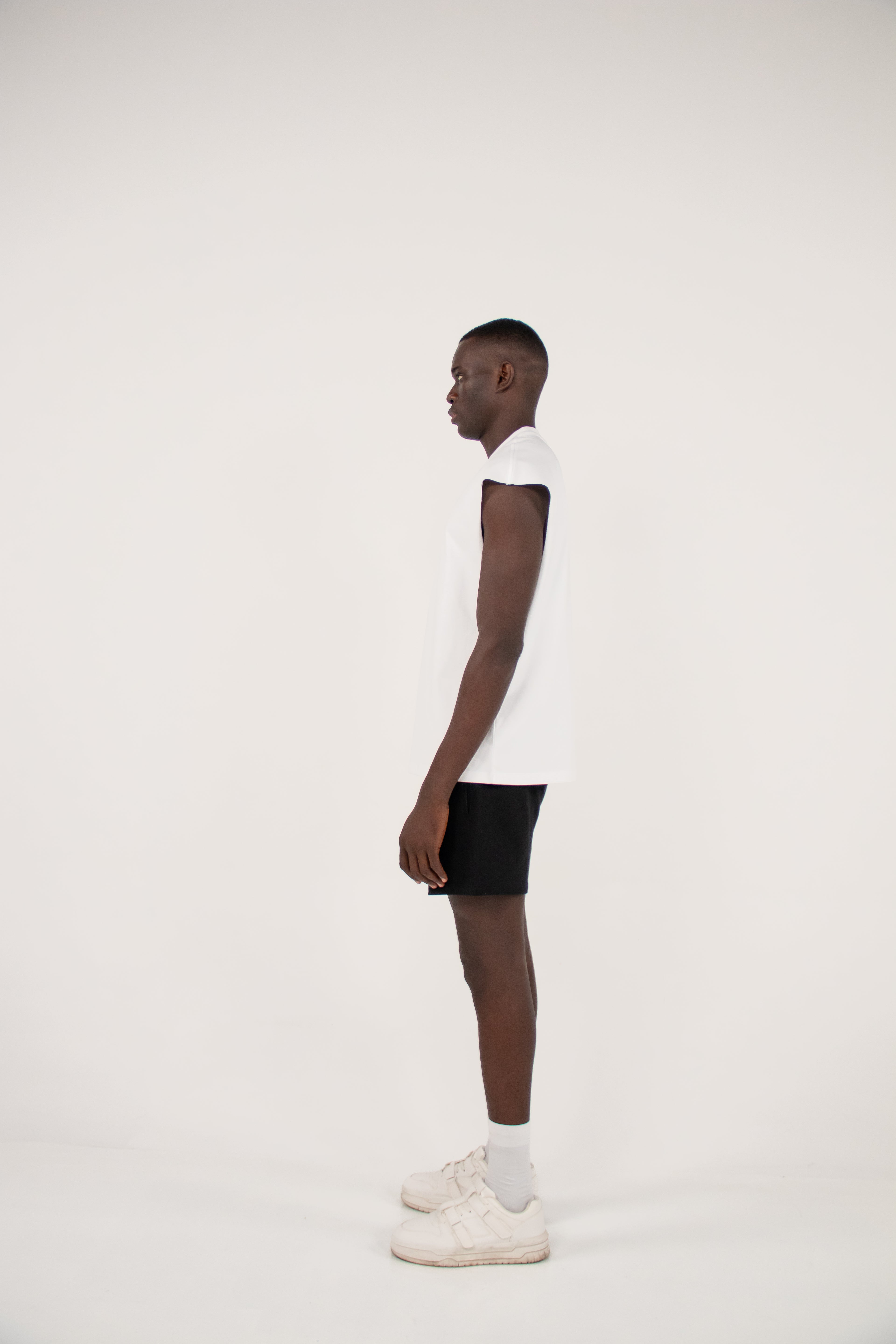 قمة ثقيلة قصيرة